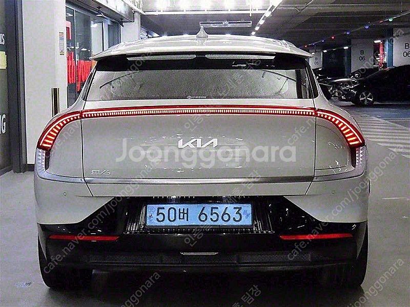 EV6 중고 EV6 중고차 진주색 2023년식 48,306km 롱레인지 AWD 어스 개인사업자 차량구매--6